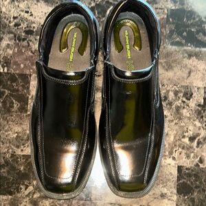 Hush Puppies Men's Black Leather Loafers